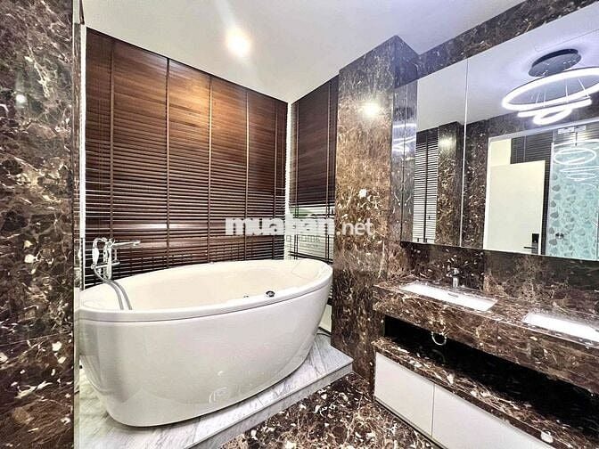 CHO THUÊ NHÀ KINH DOANH 3 PHÒNG NGỦ SIÊU RỘNG MẶT ĐƯỜNG LÊ HỒNG PHONG