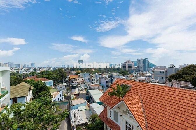 Cho thuê villa hồ bơi 4PN full nội thất cho ở hoặc kinh doanh gần biển