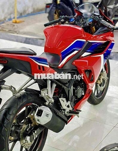 HONDA CBR150R ABS 2022