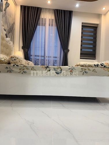 Nhà Mặt Tiền 5 Lầu Cao Cấp Trương Đăng Quế,P3,Q.Gò Vấp