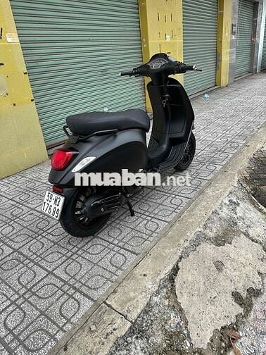 Sprint đen nhám đk 2019 chính chủ bs đẹp ạ !!!