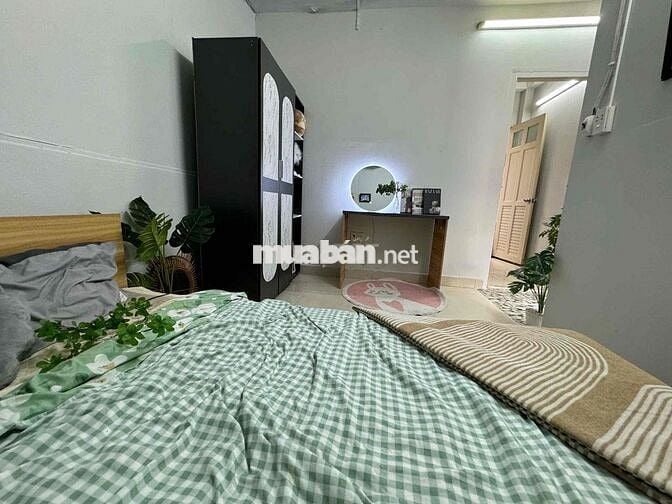CHDV 1PN Tách Bếp 40m2 Trông sẵn - miễn phí xe- Ngay VLU