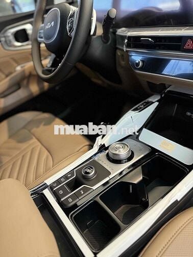 Kia Sorento 2025 sẵn xe giao ưu đãi tiền mặt