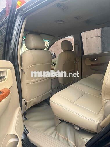 Toyota Fortuner 2009 tự động