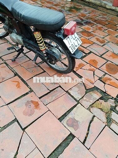 Xe máy Honda 67 màu đen số sàn