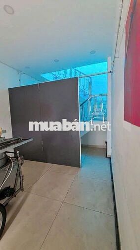 Cho Thuê Mặt Bằng 1 Trệt, 1 Lầu Đường Trần Hưng Đạo, Quận 5