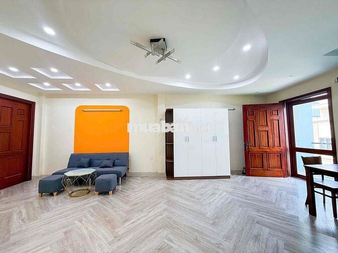 Cho thuê căn hộ siêu rộng ban công lớn gần 35m2 ngay cầu Him lam