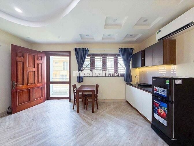 Cho thuê căn hộ siêu rộng ban công lớn gần 35m2 ngay cầu Him lam