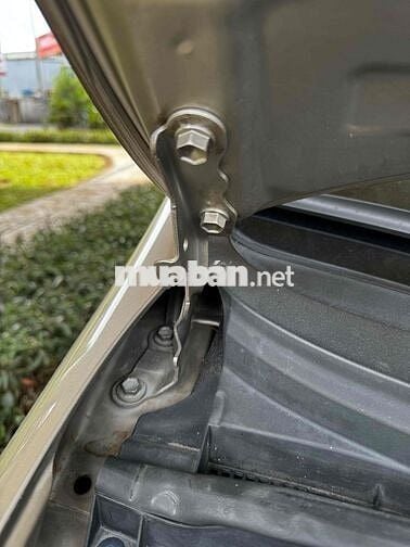 Toyota Innova 2014 E - 10 vạn km