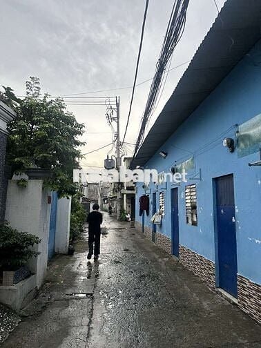 Nguyen van quá nhà 20m2 tret lung 2pn nhà còn mới chac chan 2tỷ7 tl
