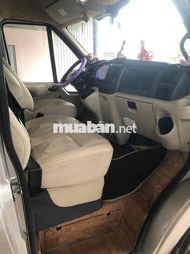 Ford Transit 2016 Luxury - 2550 km