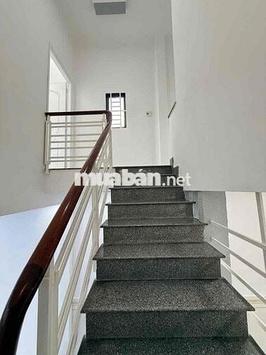 BÁN GẤP NHÀ MỚI TINH GẦN HOÀNG DIỆU 2 PHƯỜNG LINH TRUNG THỦ ĐỨC