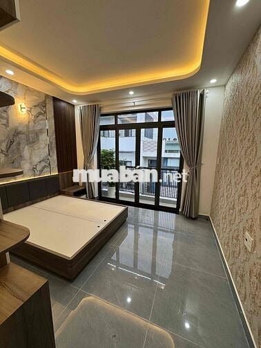 nhà chính chủ, mới xây dọn vào ở liền