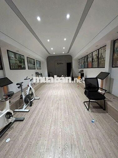 CHO THUÊ NHÀ MẶT TIỀN QUANG TRUNG P10 (TRỆT 2 LẦU 5X20) VỈA HÈ RỘNG