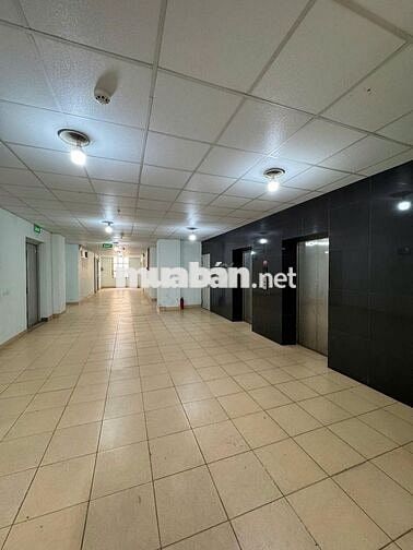 Bán gấp CH góc toà N02 Chùa Láng, 73m2, 3N,2WC, giá 7.6 tỷ