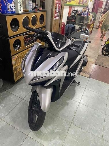 cầm đồ bán thanh lý xe Zin đẹp êm ru xe 150 cc