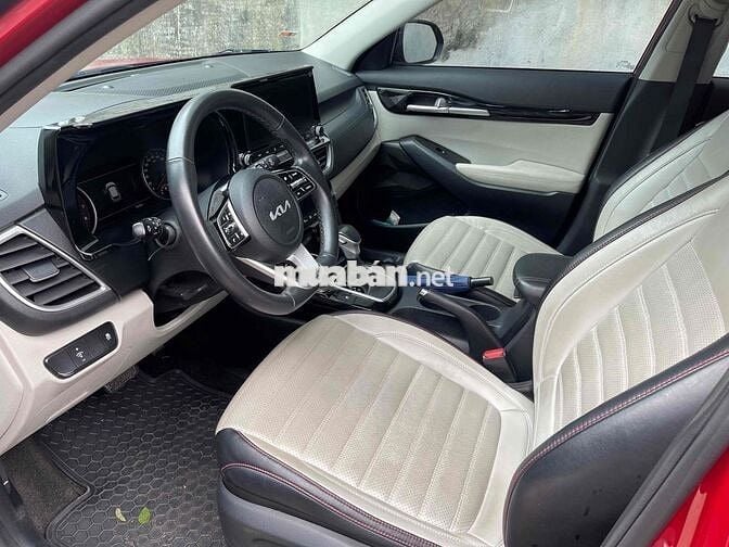 Kia Seltos 2022 Premium 1.4 AT - 50000 km(dk2023)