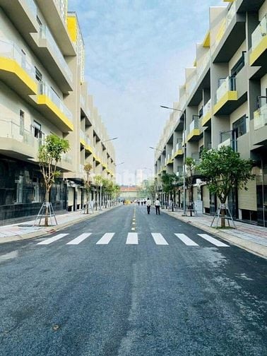 NHÀ PHỐ THƯƠNG MẠI DỊCH VỤ BCONS UNI VALLEY