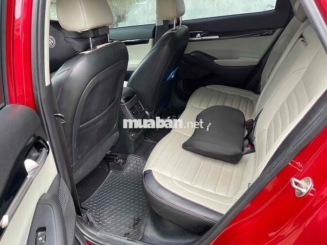 Kia Seltos 2022 Premium 1.4 AT - 50000 km(dk2023)