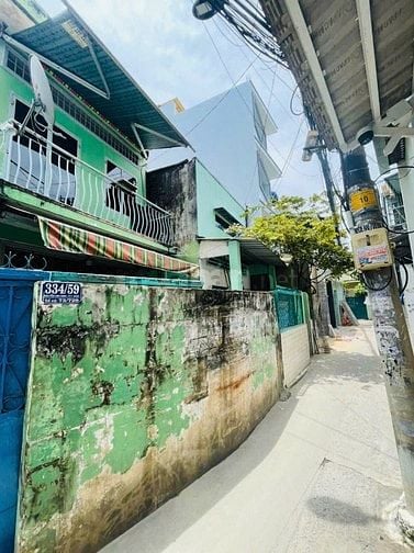 Bán căn nhà hẻm thông 334/ nguyễn văn nghi,f7, dt 3.7x10m, trệt, lầu