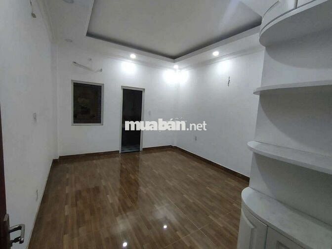 Nhà 1 trệt 3 lầu sân thượng hẻm 254 liên khu 4/5 BHH B bình tân