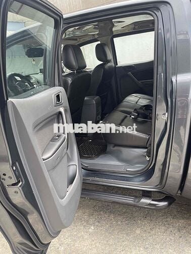 cần bánFord Ranger 2013 XLS 2.2L 4x2 MT - 120 km