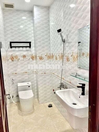 Nhà 1 trệt 2 lầu sân thượng hẻm đường số 2 bình hưng hòa Bình Tân