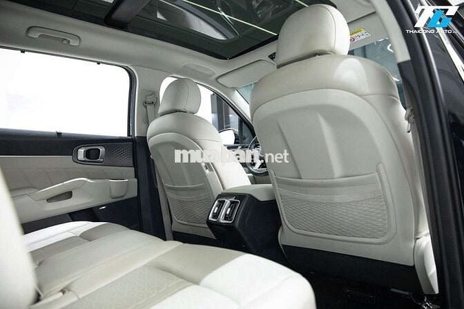 KIA SORENTO SIGNATURE - 17000 km