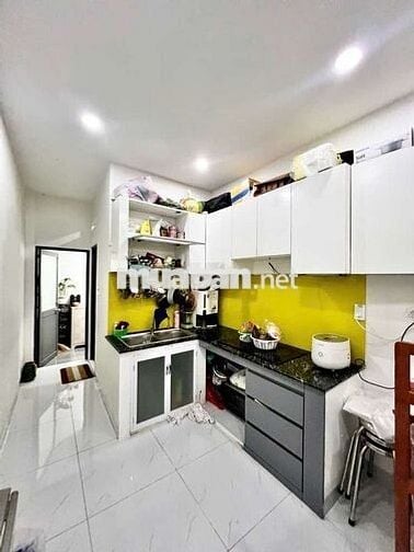 Bán nhà Vườn Lài 40m2, hỗ trợ vay ngân hàng, chỉ hơn 4 tỷ TL