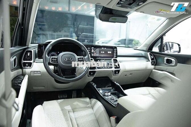 KIA SORENTO SIGNATURE - 17000 km