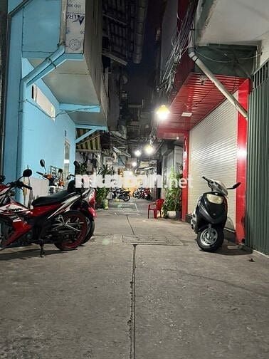 Nhà cho thuê Khu vực Bàn Cờ Quận 3, DT sử dụng 52m2, 2 nhà vệ sinh