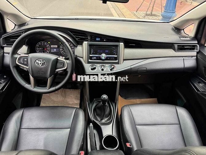 Toyota Innova 2020 2.0E - Số sàn chất xe chuẩn đẹp
