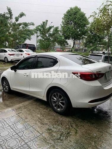 Mazda 2 2023 1.5 Luxury - 40000 km