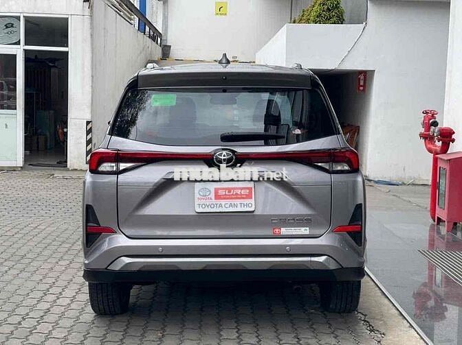 Toyota Veloz Cross 2022 CVT Top - nhập Indo