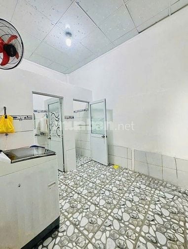 Cần Bán Căn nhà ngay Lê thị Lơ Hóc Môn 54m2 Sổ hồng riêng sẵn 690triệu