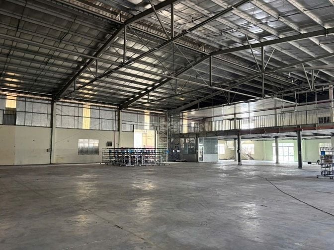Bán gấp xưởng 4.000m2 trong khuôn viên 7.700m²2, KCN Hải Sơn, Tây Ninh