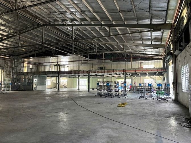 Bán gấp xưởng 4.000m2 trong khuôn viên 7.700m²2, KCN Hải Sơn, Tây Ninh