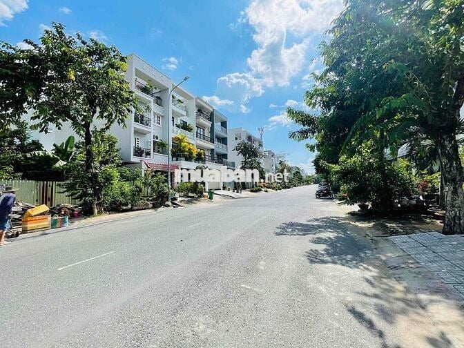 🧧🧧 CHO THUÊ NHÀ NGUYÊN ĐƯỜNG PHẠM HỮU LẦU - QUẬN 7. Đường 16m chưa tín