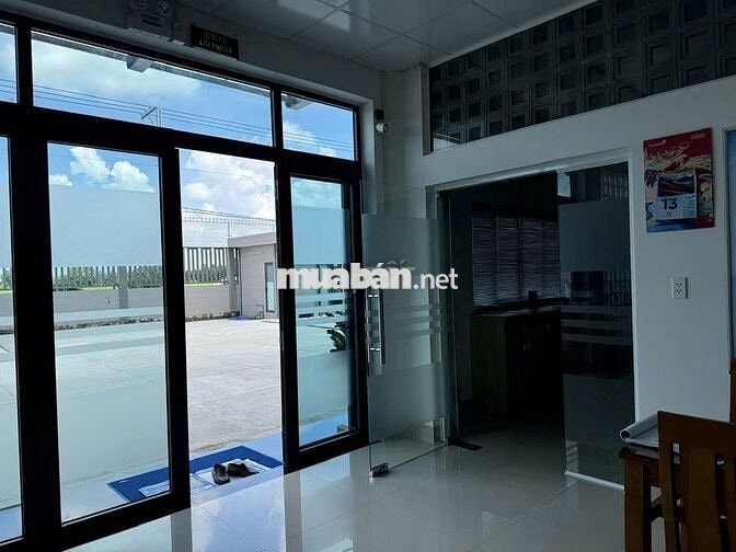 Cho thuê kho xưởng 10.000m2,mới đẹp tại Bến Lức Long An , PCCC tự động
