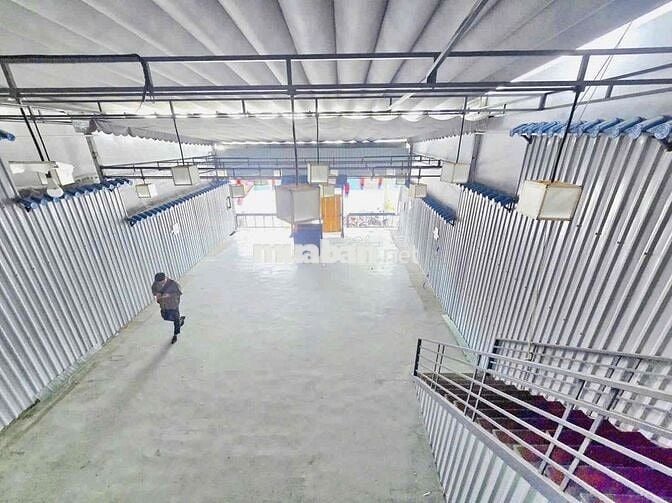 CHO THUÊ NHÀ MẶT TIỀN 9X20M VỊ TRÍ KINH DOANH GẦN NGAY CHỢ TÂN MỸ Q7