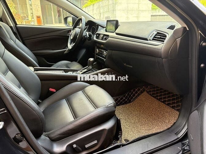 Mazda 6 2017 2.0L Premium Đen Siêu Cọp - 19000 km