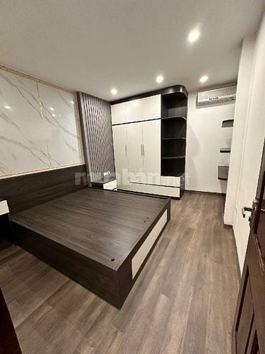 Nhà đẹp 5 tầng 4 ngủ 35m2, MT 3,5m Quang Trung Hà Đông, giá chỉ 6,6 tỷ