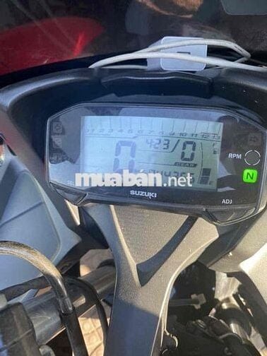 SUZUKI GSX 150 BANDIT