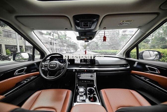 Công ty bán Carnival Signature Full Dầu SX 2022