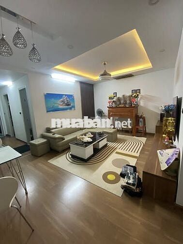 Căn hộ VP6 Linh Đàm 2 ngủ view hồ tầng đẹp