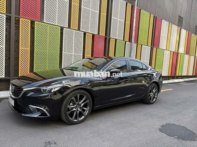 Mazda 6 2017 2.0L Premium Đen Siêu Cọp - 19000 km