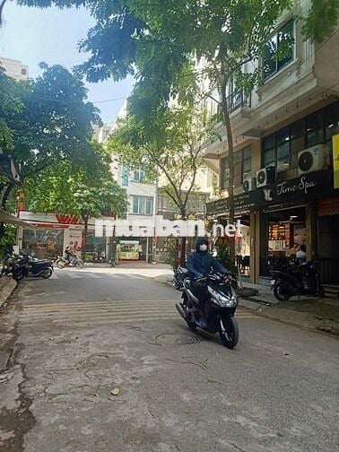 BÁN ĐẤT PHỐ YÊN BỆ KIM CHUNG HOÀI ĐỨC 35M2 MẶT TIỀN 4M Ô TÔ TRÁNH LÔ G
