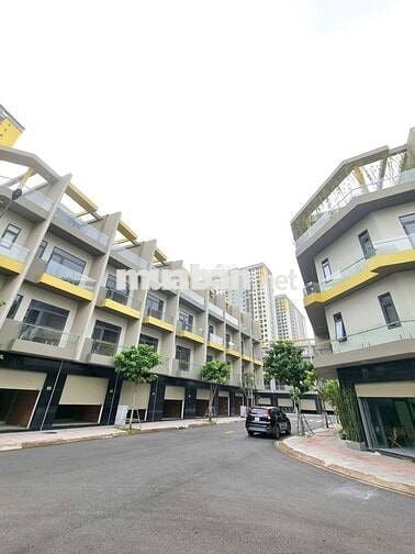 Nhà phố 4 tầng KĐT Bcons City- 2,4 tỷ sở hữu ngay- BIDV hỗ trợ 70%.