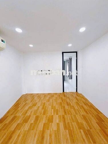 Nhà Nguyên Căn Đường Vĩnh Hội - 2PN 2WC - 3x10m - Sẵn Máy Lạnh
