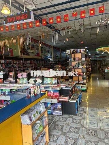 Mặt Bằng Kho Xưởng 12x55m Khu vực Sầm Uất Q12